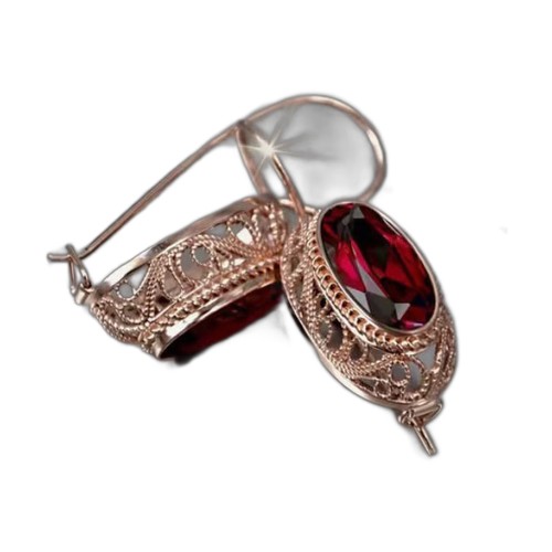 Garnet Filigree Ring in Rose Gold